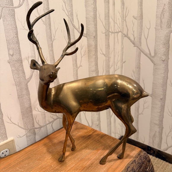 Large Vintage Brass Deer Statue: Mid-Century Lodge Décor - Picture 11 of 11